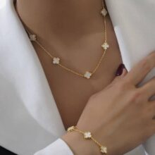 ست گردنبند و دستبند ونکلیف سفید کد GD95