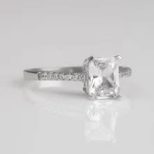 انگشتر زنانه نگین دار سفید کد A1012